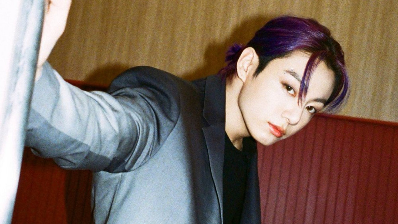 BTS star Jungkook's man bun just made a comeback and ARMY is going feral  over his looks - WATCH