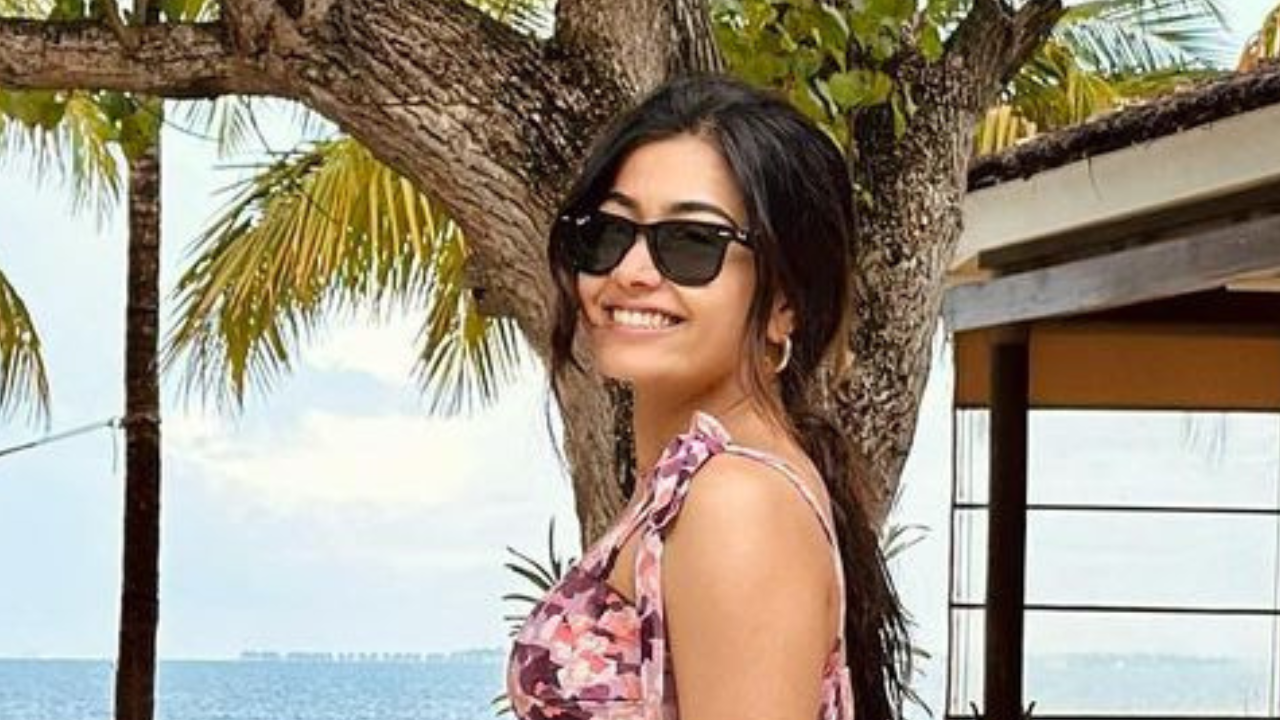 Want To Recreate Rashmika Mandanna's Head-turning Beach Look? You Just ...