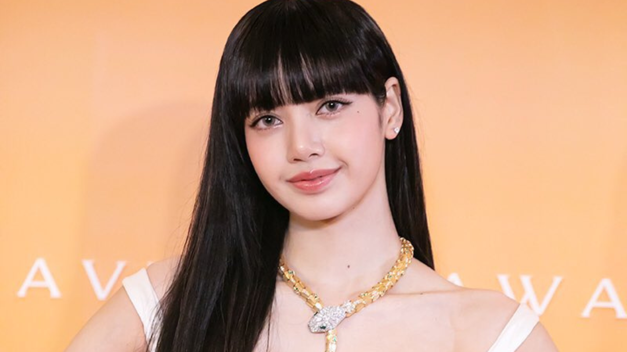 Blackpink star Lisa's drop-dead gorgeous avatar in white gown is all the  glam you need for the day