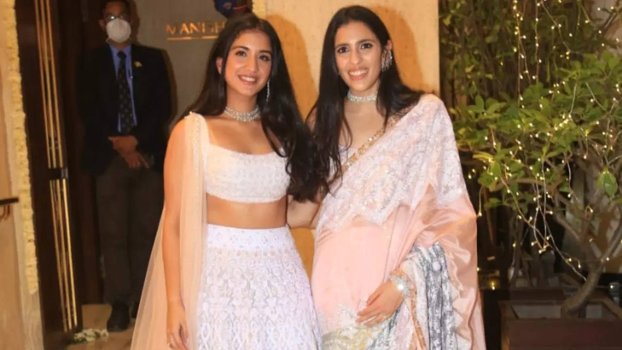 Shloka Mehta and Radhika Merchant twin in white-peach outfits at Manish Malhotra's Diwali party