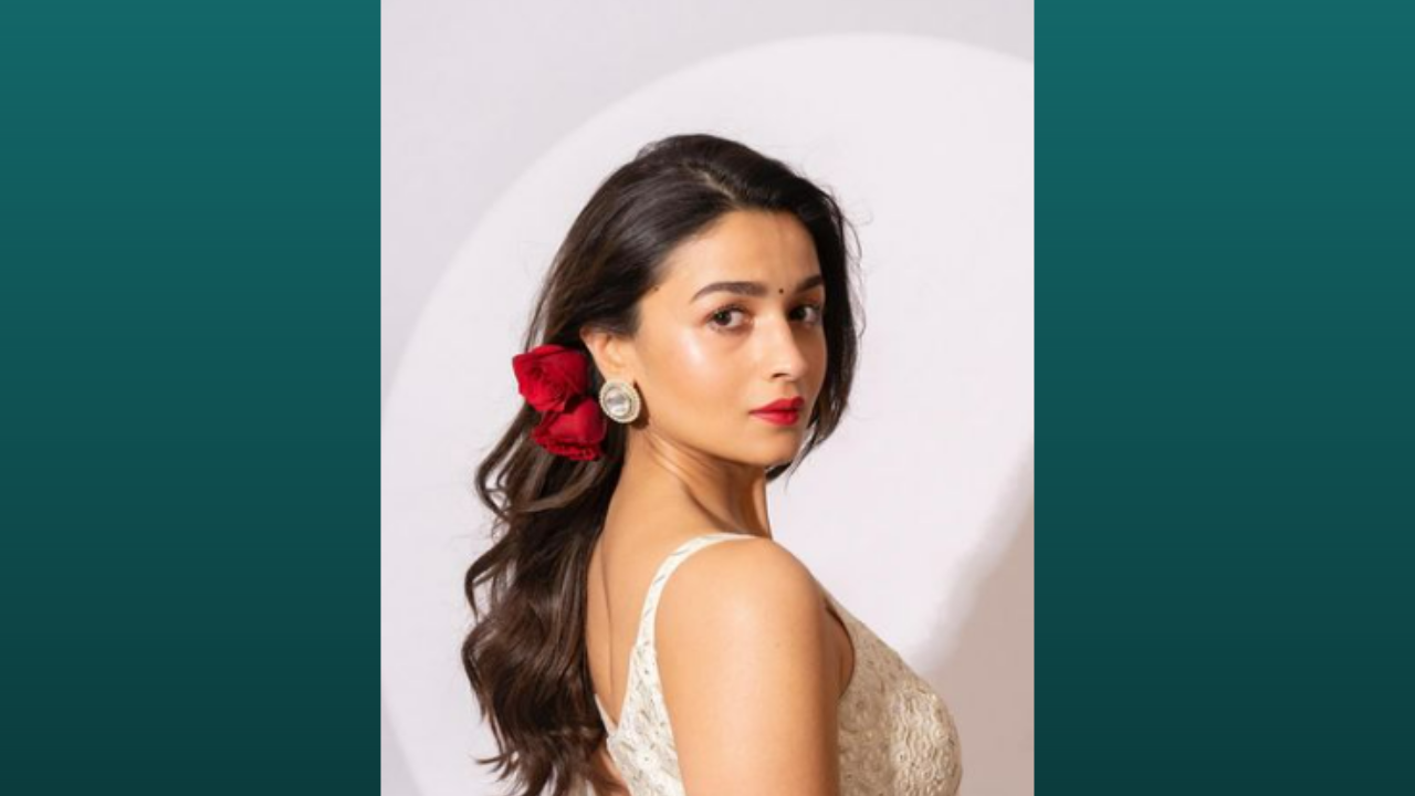 6 Alia Bhatt - inspired hairstyles to nail the perfect wedding guest look this year 6 Alia Bhatt - inspired hairstyles to nail the perfect wedding guest look this year