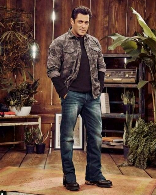 Salman Khan Wearing Insane Jeans For Dabangg 3 Promotions Is Why Munna  Badnaam Hua