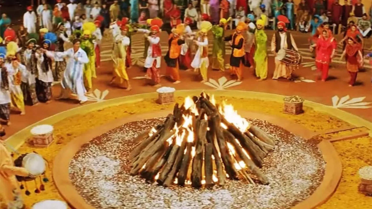 Happy Lohri | Lohri 2023: Images, greetings, wishes and WhatsApp ...