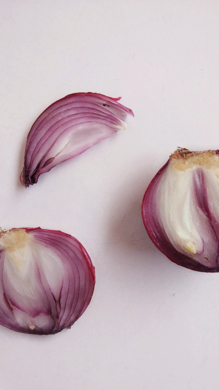 Is onion juice really good for hair growth? Dermatologist answers