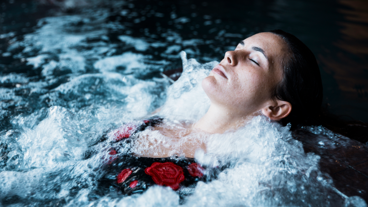 Ice bath benefits for depression and anxiety. Pic Credit: Freepik