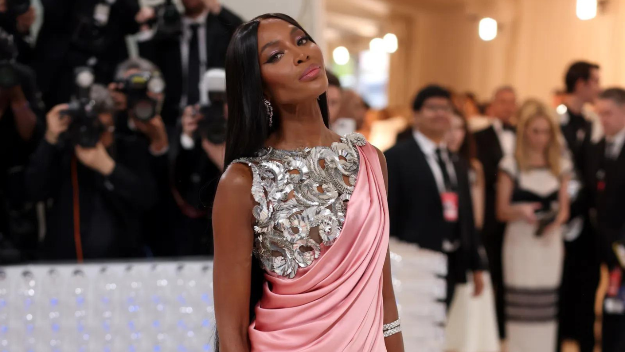 Naomi Campbell wears a saree style gown