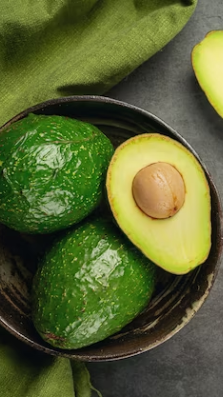 8 Health Benefits of Eating Avocados
