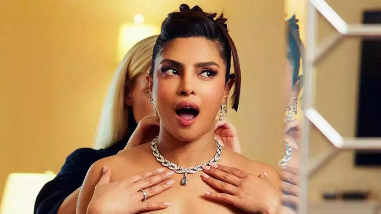 Priyanka Chopra Real Fuck Video - Cheese Or Oral S*x? Find Out What Priyanka Chopra Can Give Up, Celebrity  News | Zoom TV