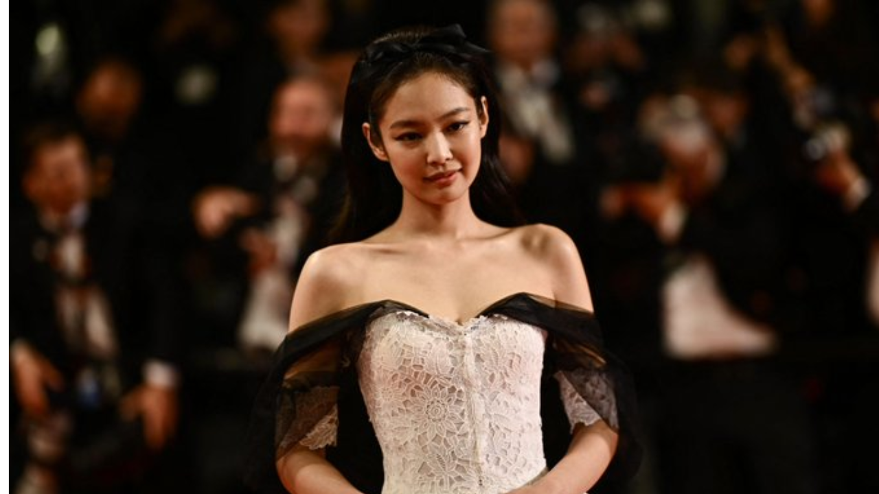 Cannes 2023: Blackpink's Jennie Looks Straight Out Of A Fairytale In ...
