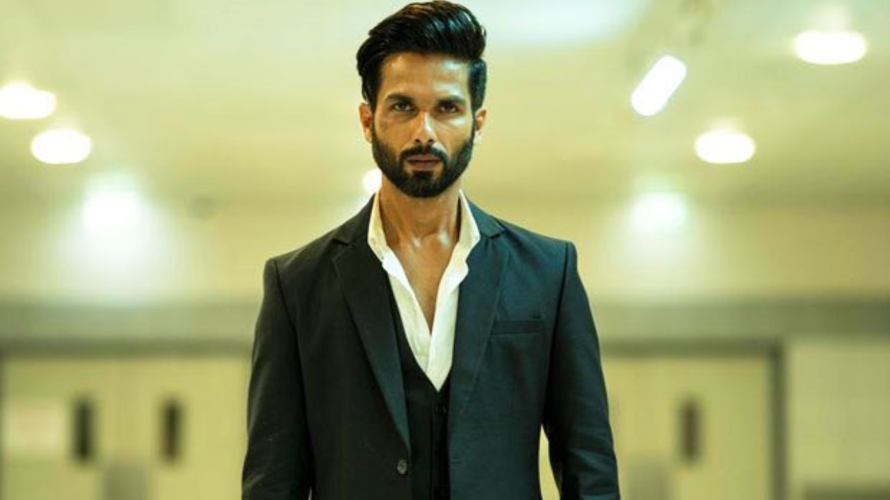 Bloody Daddy Review: Shahid Kapoor Gets Bloodier As The Night Gets ...
