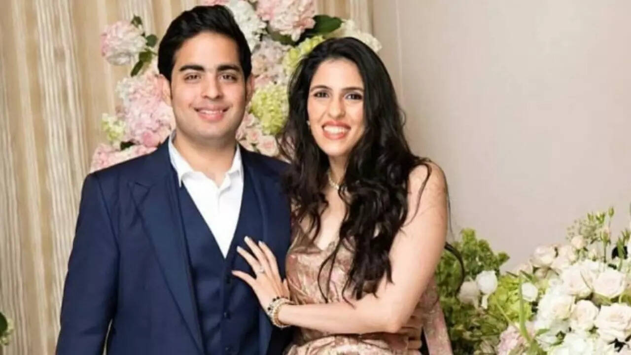Akash Ambani, Shloka Mehta Baby Girl Name Veda. Know Meaning