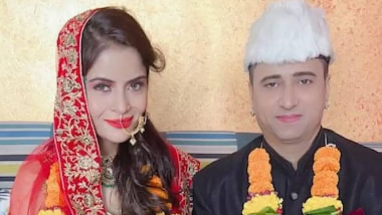 Gehana Vasisth Converts To Islam As She Ties The Knot With Faizan Ansari In Nikah Ceremony. Pics Of Newlyweds Go Viral