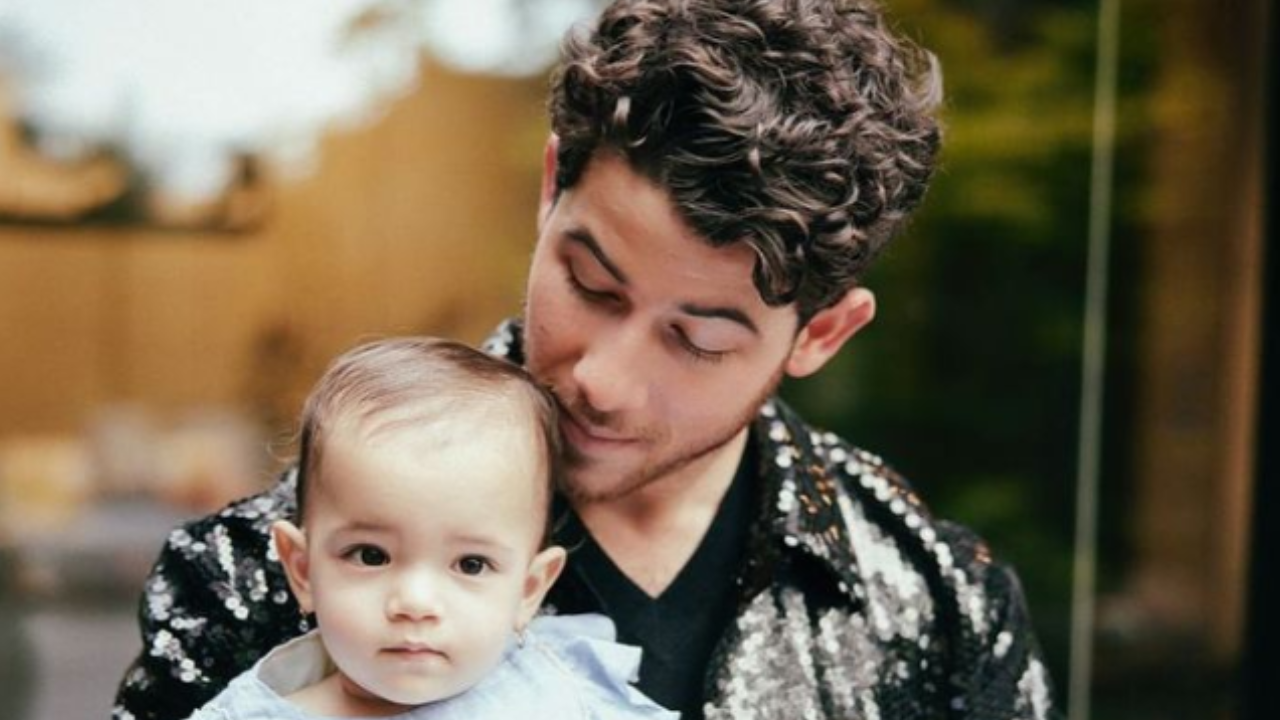 Nick Jonas shares new pic with Malti