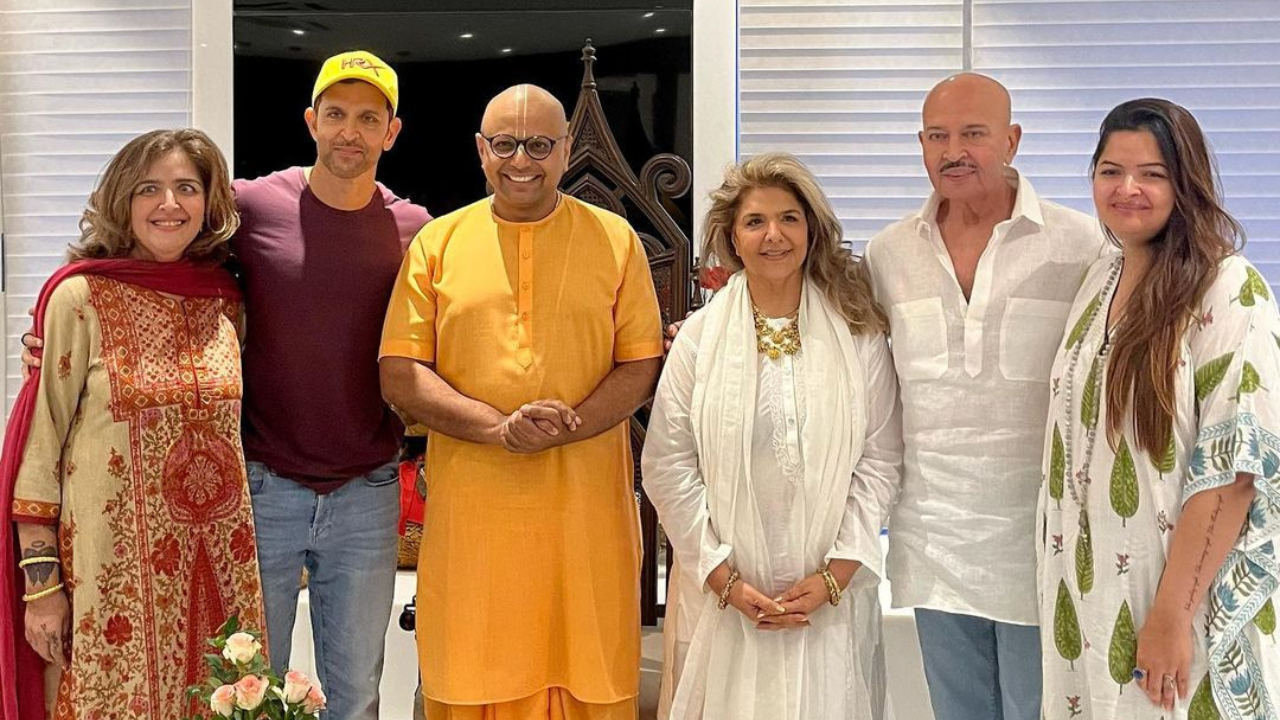 Hrithik Roshan And Fam Meet Monk Gour Gopal Das