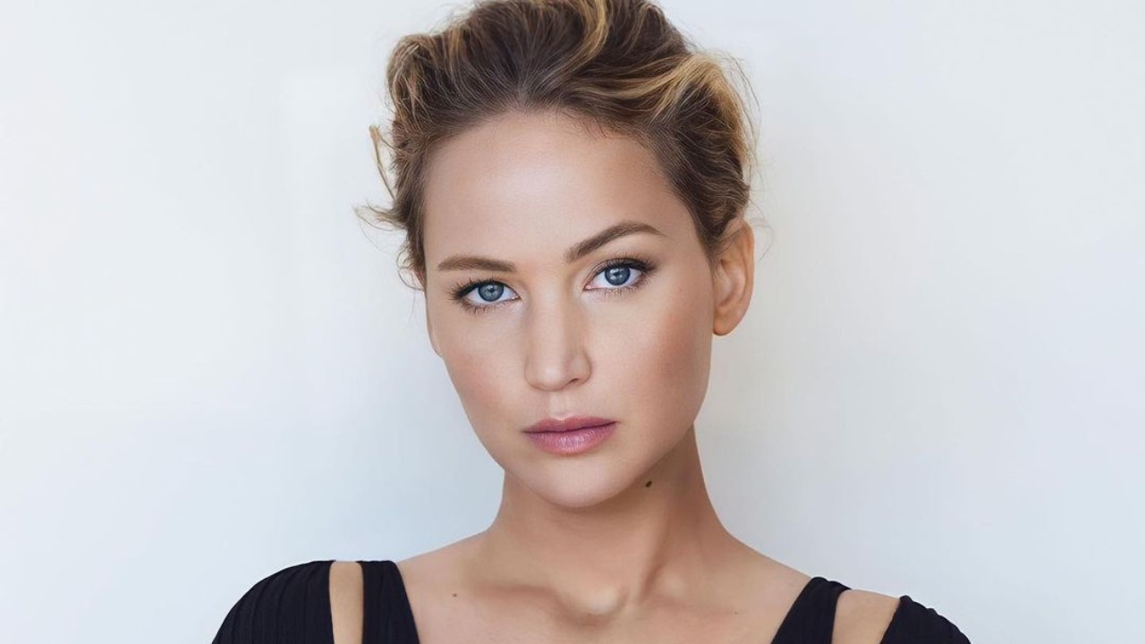 Jennifer Lawrence Reveals Truth Behind Liam Hemsworth Miley Cyrus Cheating Scandal Would Love 7990