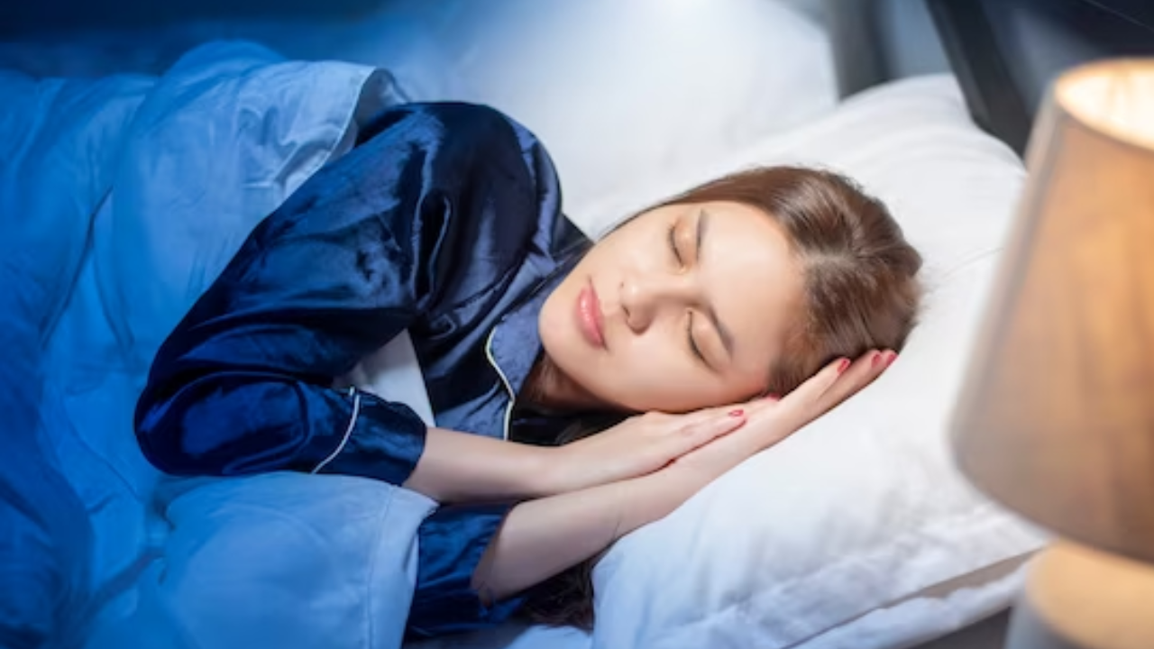 Correct Way To Tie Your Hair At Night Before Sleeping, Beauty News