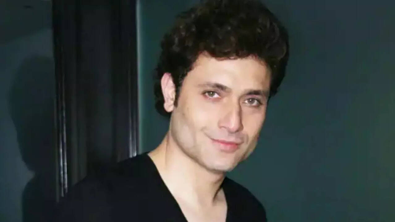 Rape Convict Shiney Ahuja Granted Passport Renewal For 10 Years By