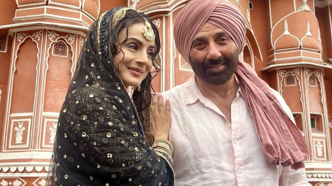 Gadar 2 Movie Leaked Online: Sunny Deol, Ameesha Patel Starrer ...