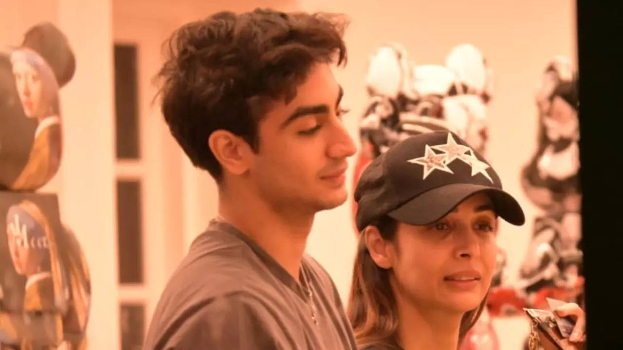 Exclusive! Malaika Arora, Son Arhaan Khan Go For Shopping In City. SEE, Celebrity News