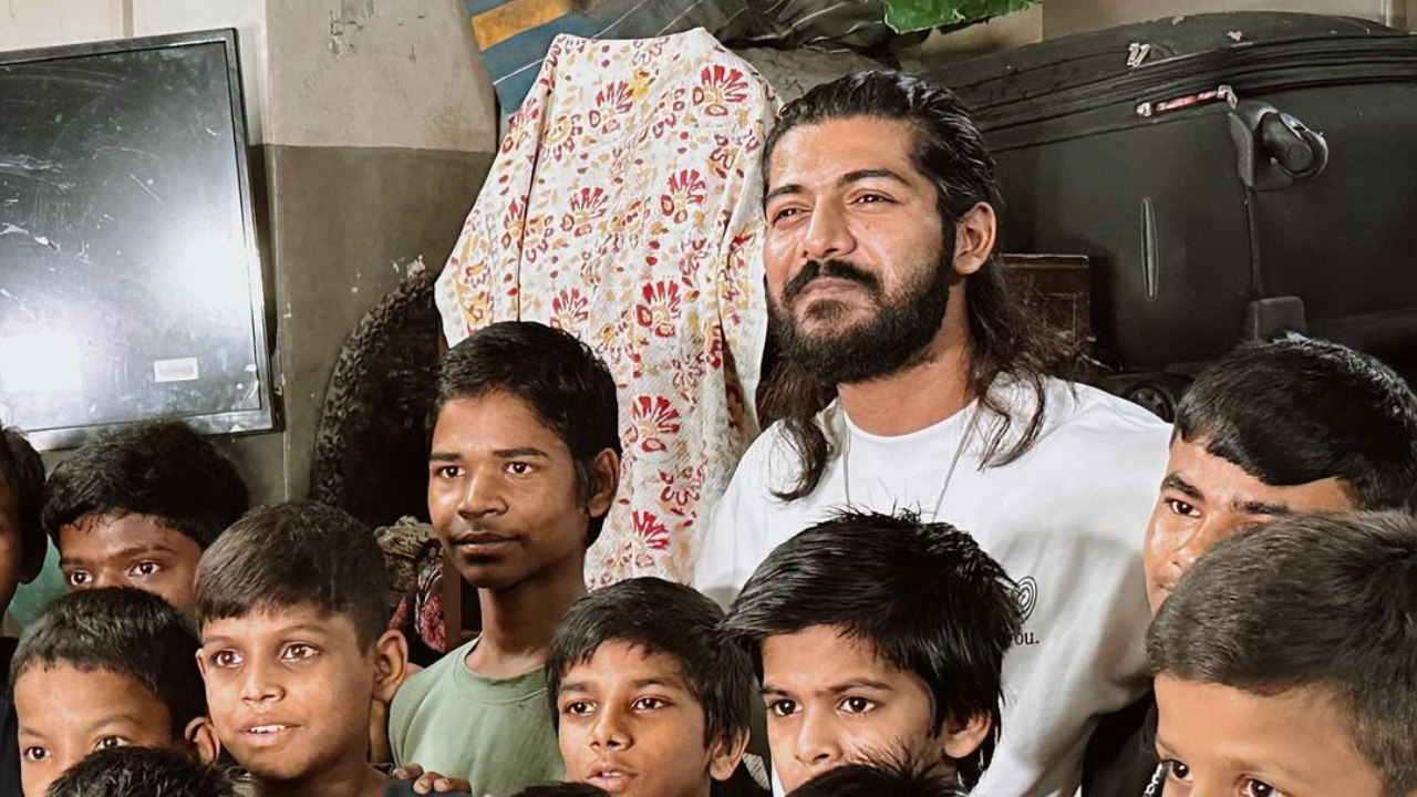 Sheezan Khan Goes ‘No Fancy Party’ As He Celebrates 29th Birthday With Underprivileged Children, Telly Talk News