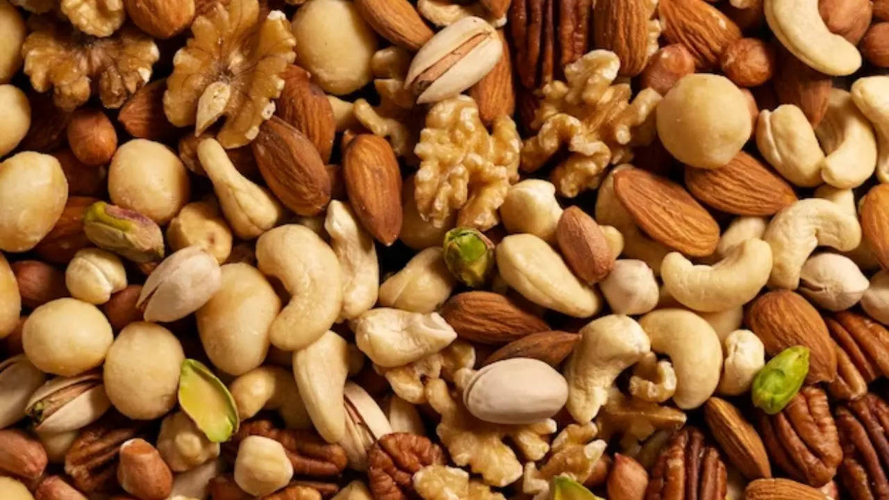 Nuts and Seeds That Can Boost Iron Levels in Women, Health & Fitness ...