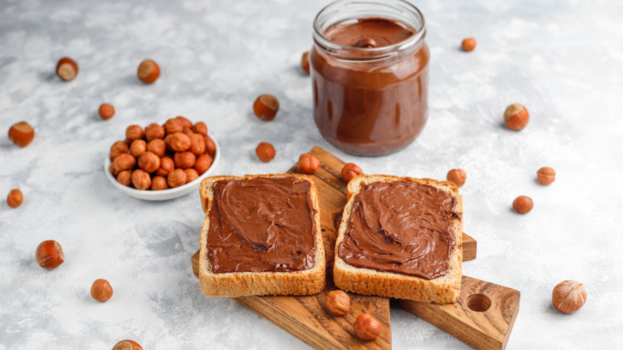 A nutritionist shares a delicious and healthy Nutella recipe that contains no refined sugar, palm oil, or other additives. Pic Credit: Freepik