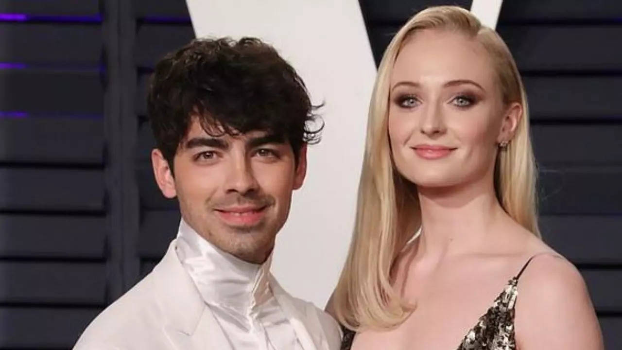 Joe Jonas Opens Up On Sophie Turner Engaging In 'Public Displays Of ...