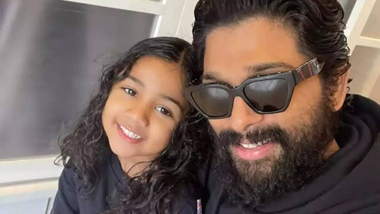 Pushpa Star Allu Arjun With Daughter Arha