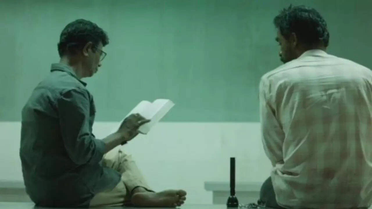 Adrishya Jalakangal Invisible Windows Movie Review Tovino Thomas