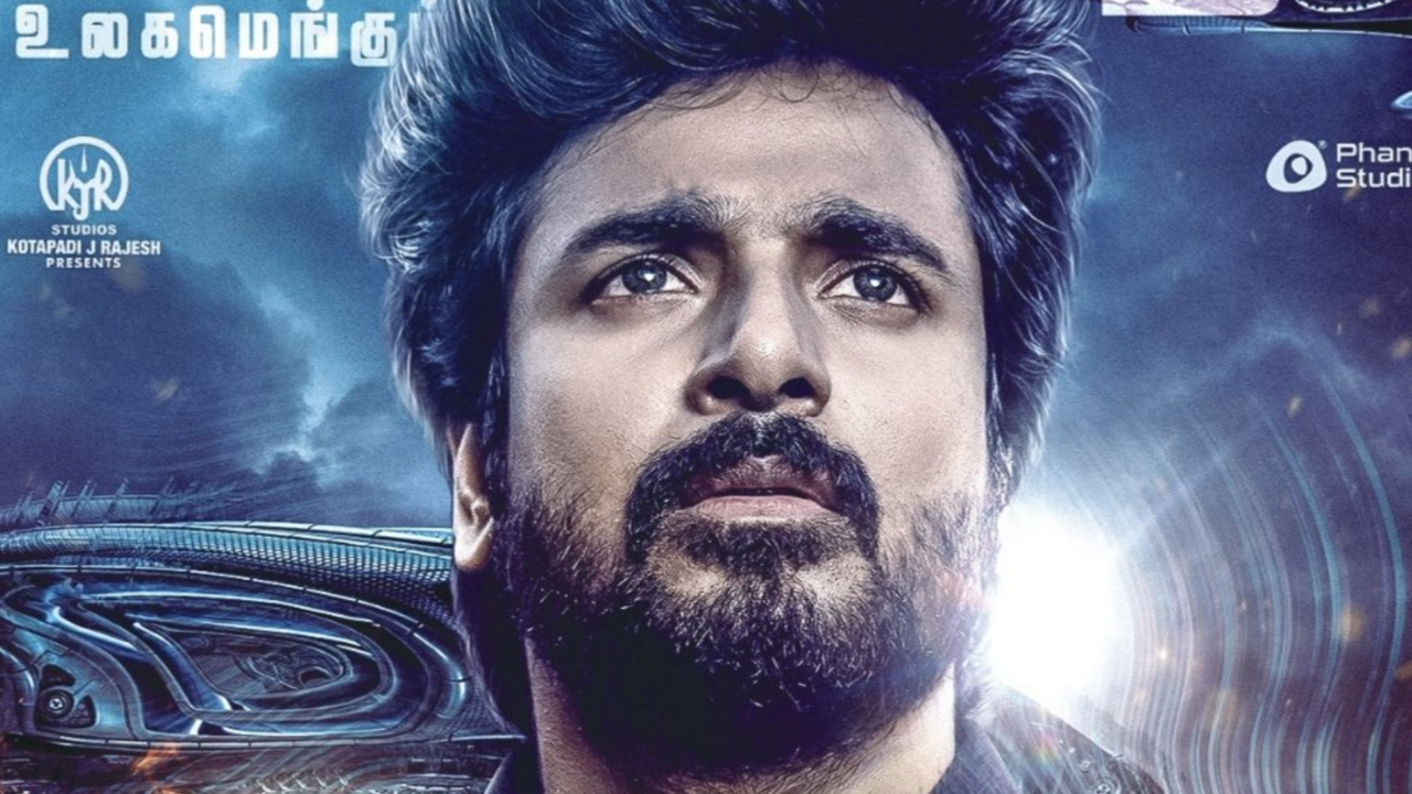 Ayalaan Movie Review: Shivakartikeyan And His Alien Friend Take Us On A ...