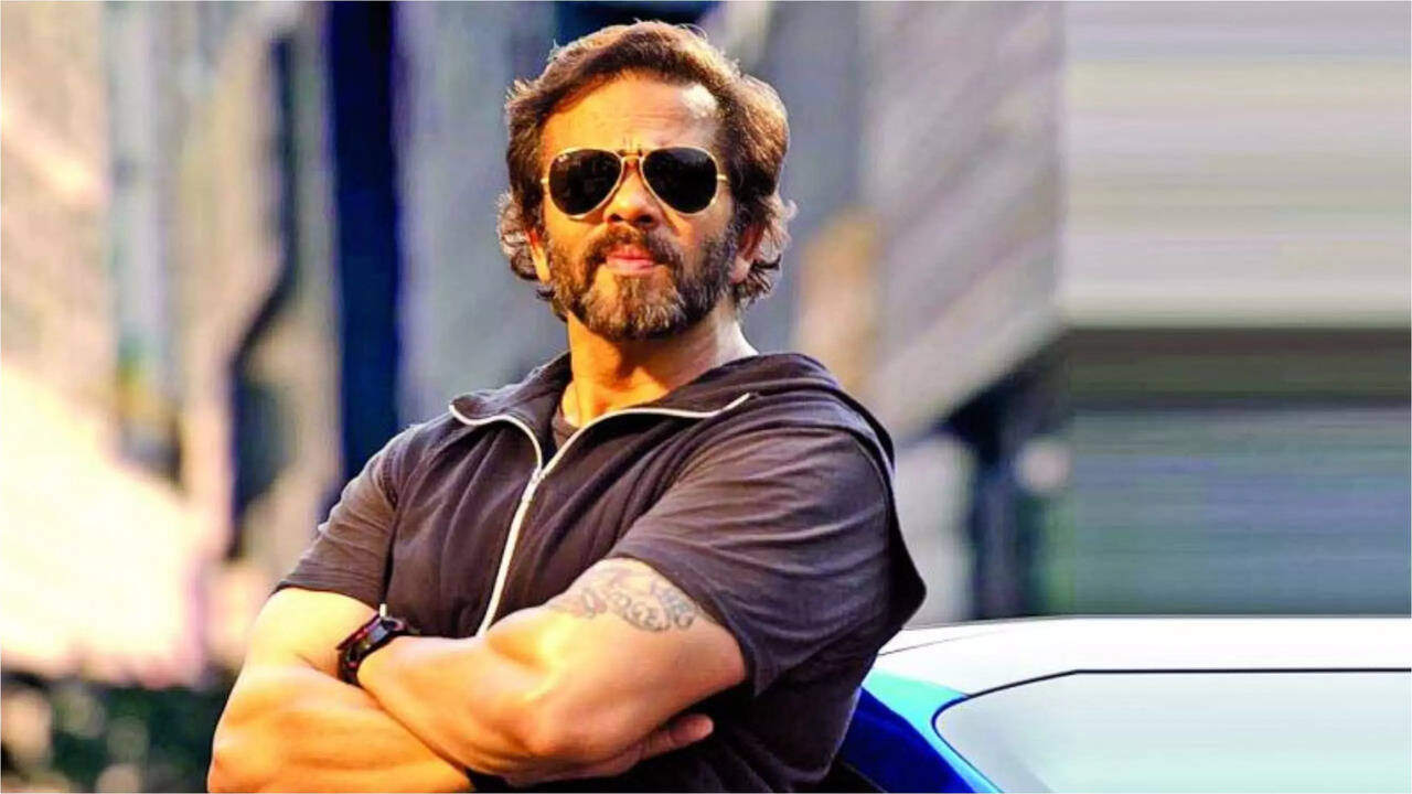 Rohit Shetty revealed about Rakesh Maria's biopic रोहित शेट्टी ने