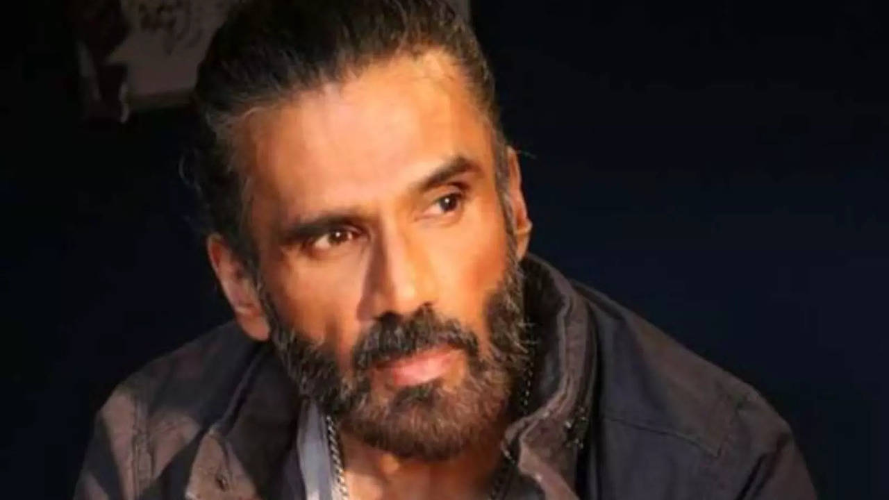 ​Suniel Shetty Votes For Salman Khan As Bigg Boss 17!