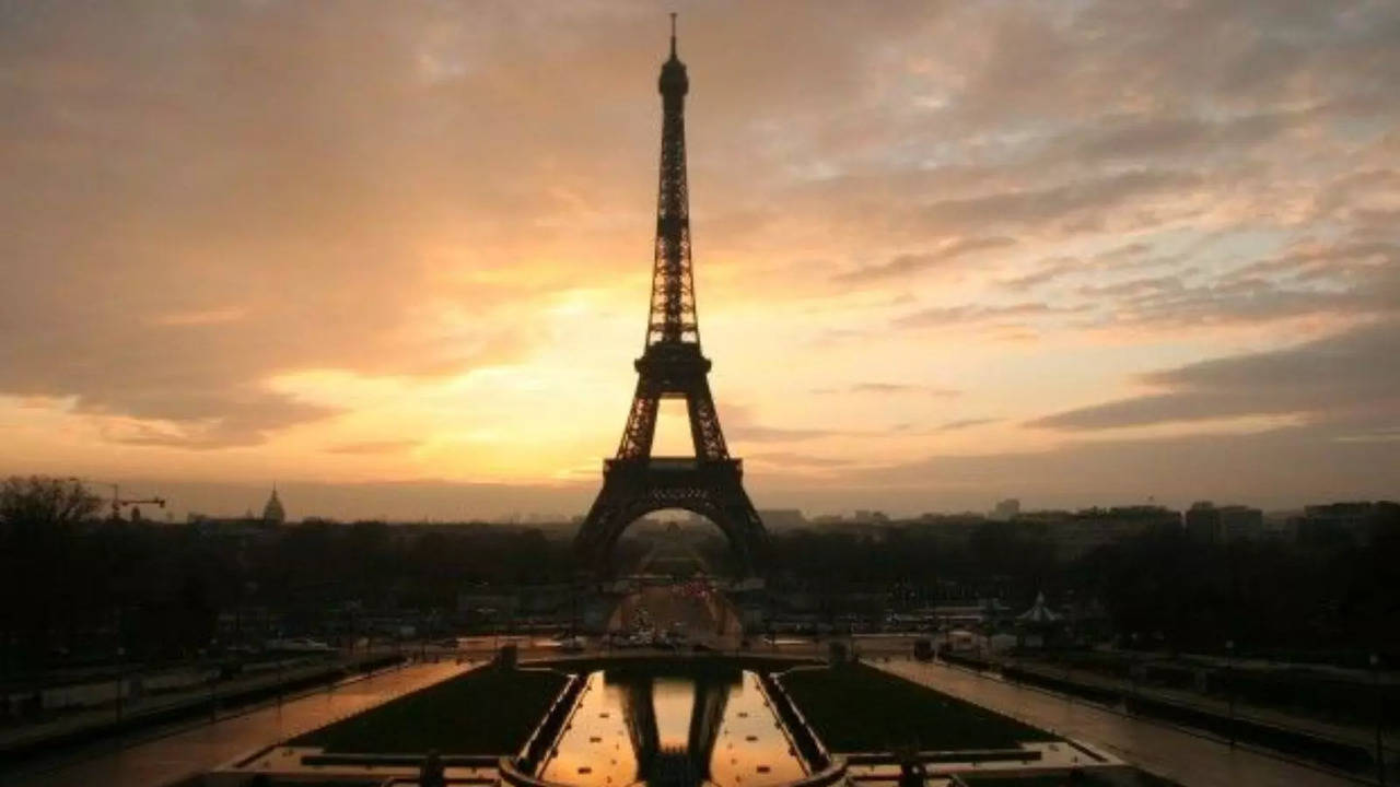 ​Eiffel Tower Shuts Down Again, Second Strike In Two Months, Know Why