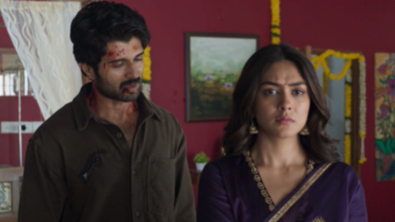 Family Star Trailer OUT! Vijay Deverakonda, Mrunal Thakur's Family Drama In Perfect Blend Of Romance And Struggles