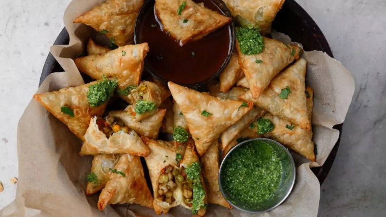 ​Condom, Gutka, Stones Stuffed Samosas Served In Automobile Company's Canteen In Pimpari Chinchwas, Pune