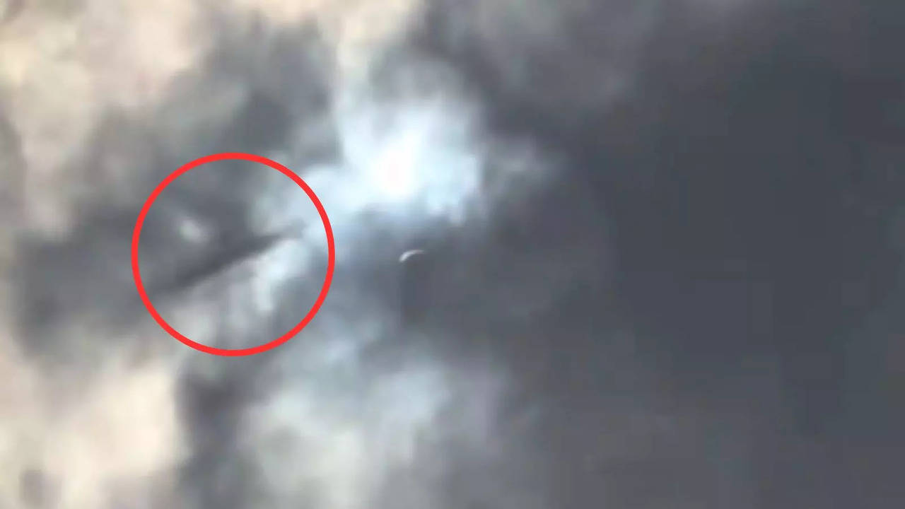 ​UFO Was Spotted In Clouds During Total Solar Eclipse, Netizens React, Say 'Getting Ready For Fake Alien Invasion'