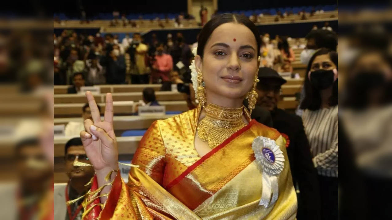 National Film Awards: Kangana Ranaut Stuns In Red And Gold Saree As She ...