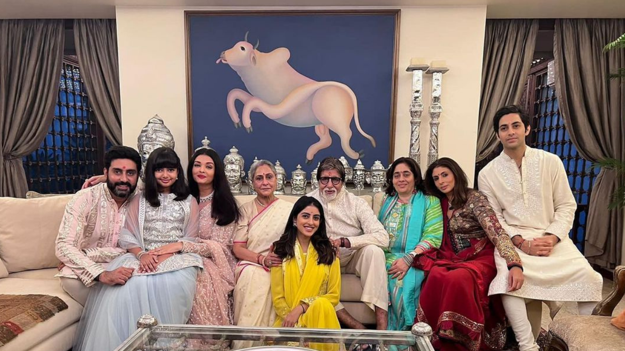 Take a virtual tour of Amitabh Bachchan's residence