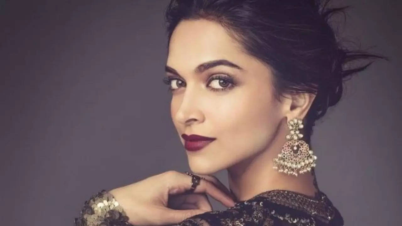 Cost of Deepika Padukone's Louis Vuitton bag will blow your mind!