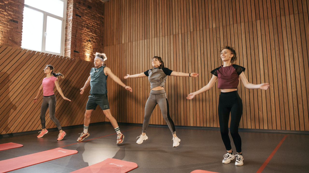 Can 50 jumping jacks really help you lose inches around your waist