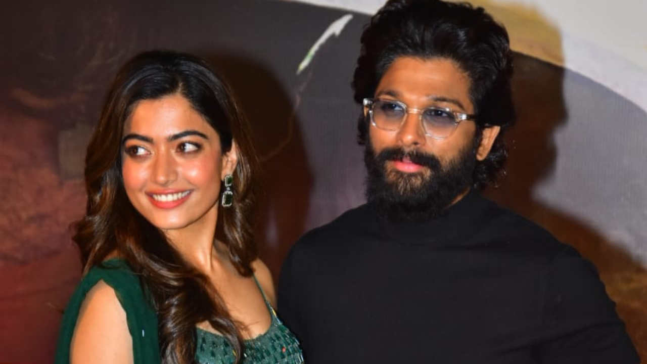 Allu Arjun and Rashmika Mandanna were seen at a promotional event for Pushpa