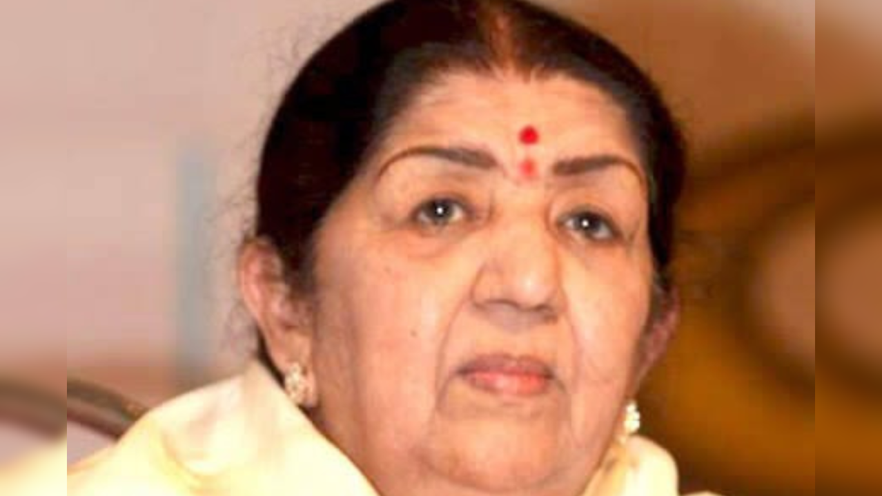 Lata Mangeshkar Health Update Legendary Singers Health Condition Slightly Improved Still In 1275