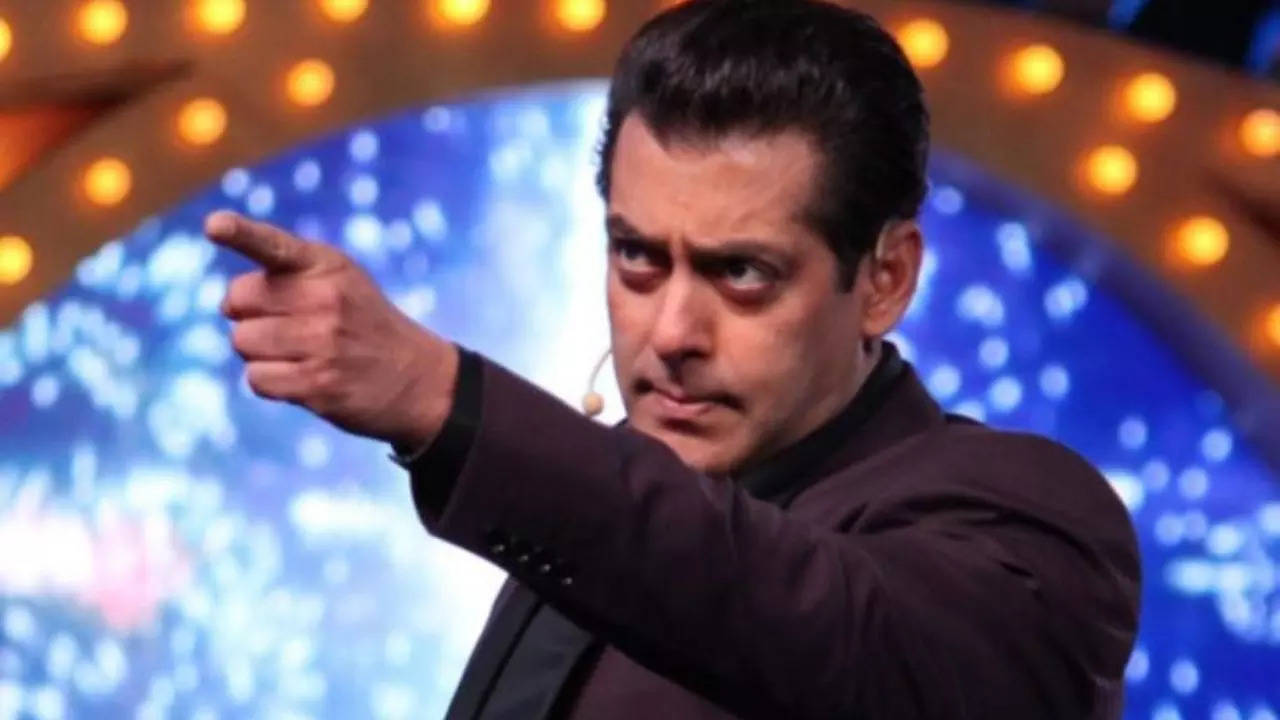 Salman Khan's angry moments on Bigg Boss