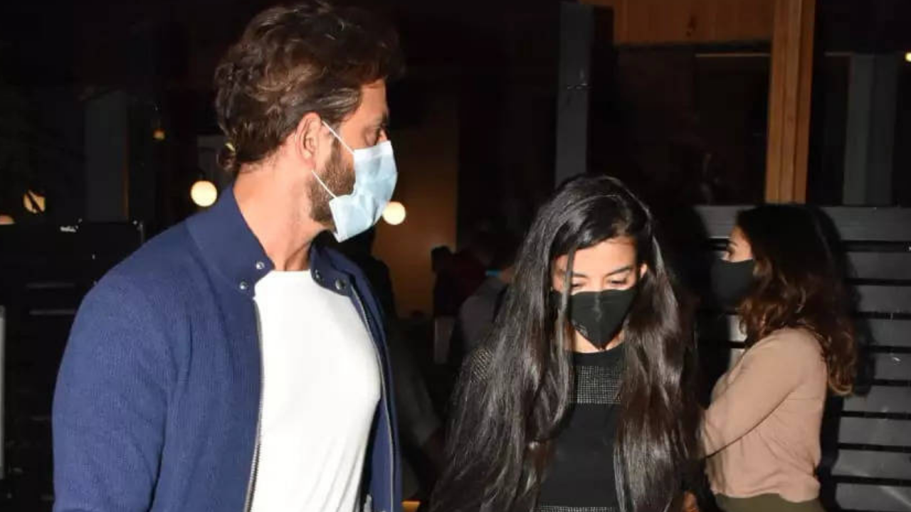 Hrithik Roshan and Saba Azad met via a common friend? Here's what we ...