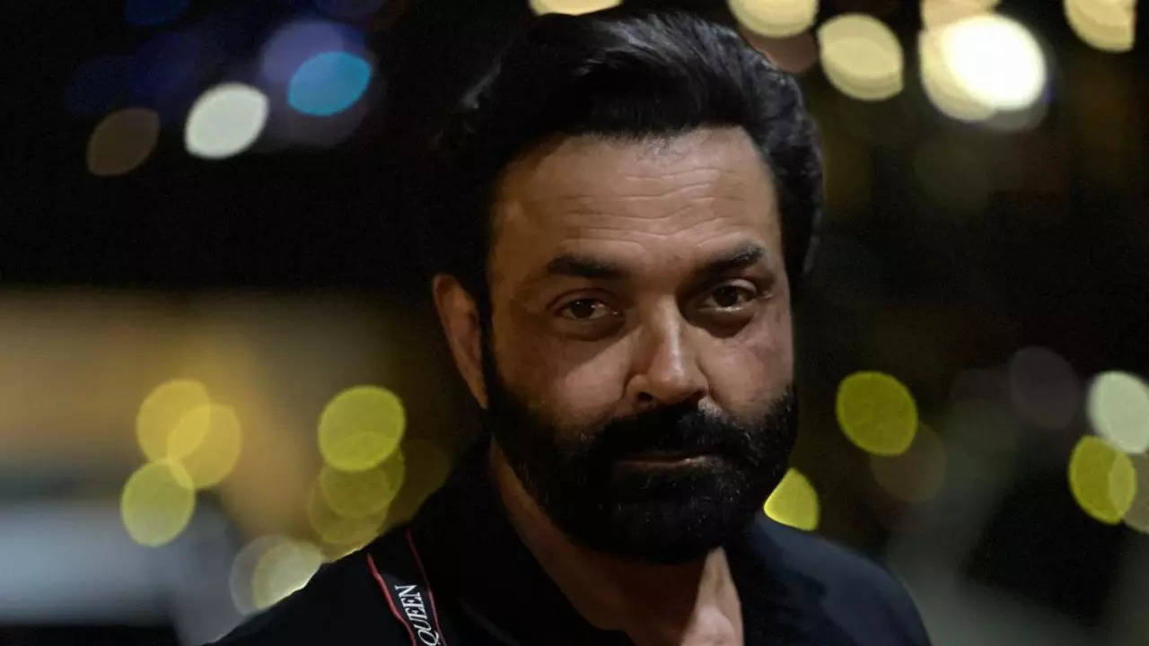 Bobby Deol has a funny reaction to his 'Lord Bobby' memes featuring  Aishwarya Rai - WATCH VIDEO