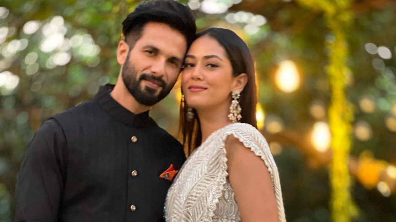 Loved Mira Rajput S Lehenga From Shahid Kapoor S Sister Sanah S Wedding It Will Cost You More