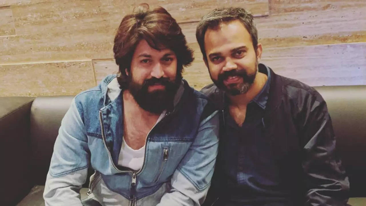 KGF 2 director Prashanth Neel calls Yash 'modern-day cellphone', reveals of actor penning most dialogues of the film