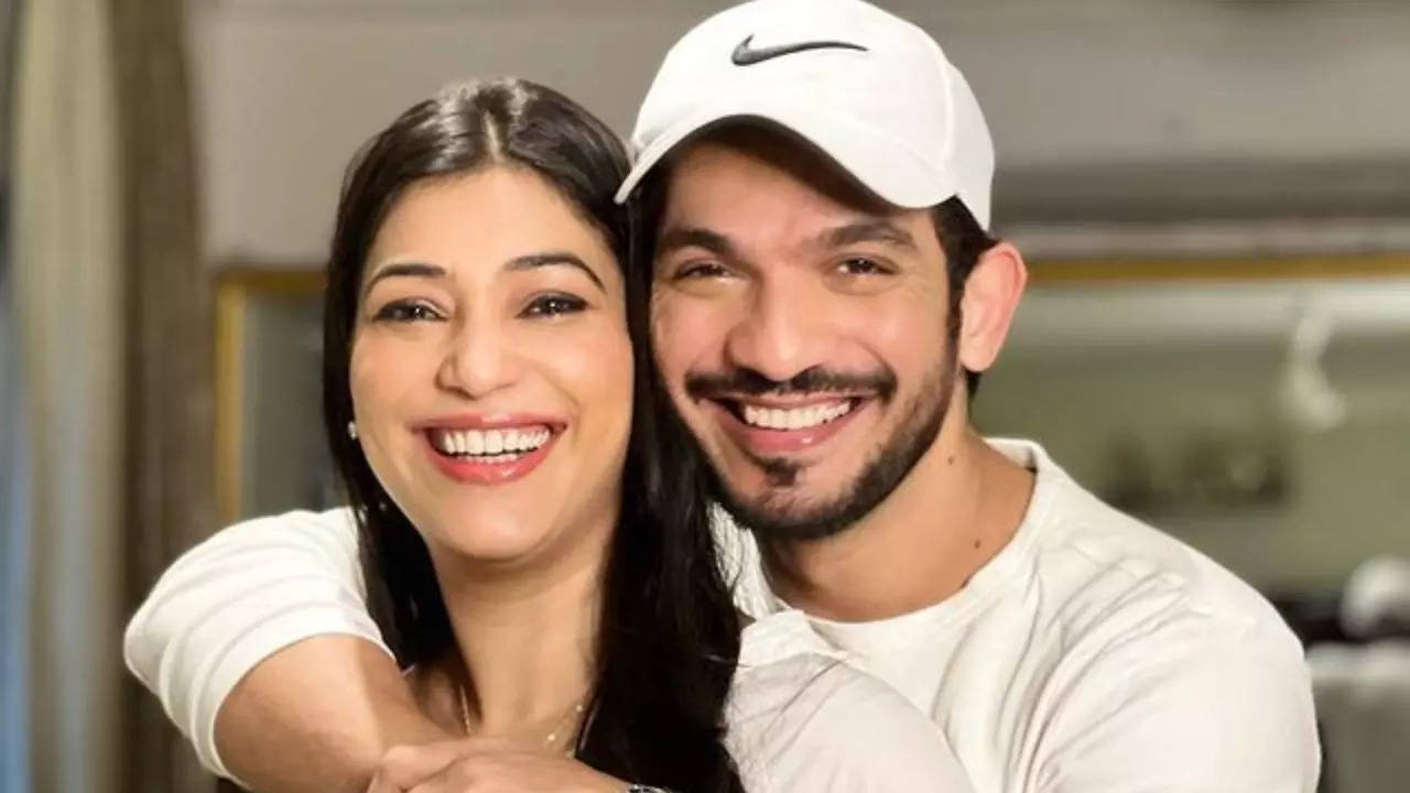 Arjun Bijlani and Neha Swami