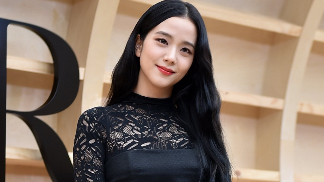 Blackpink's Jisoo Sits Front Row in Little Black Dress for Dior at
