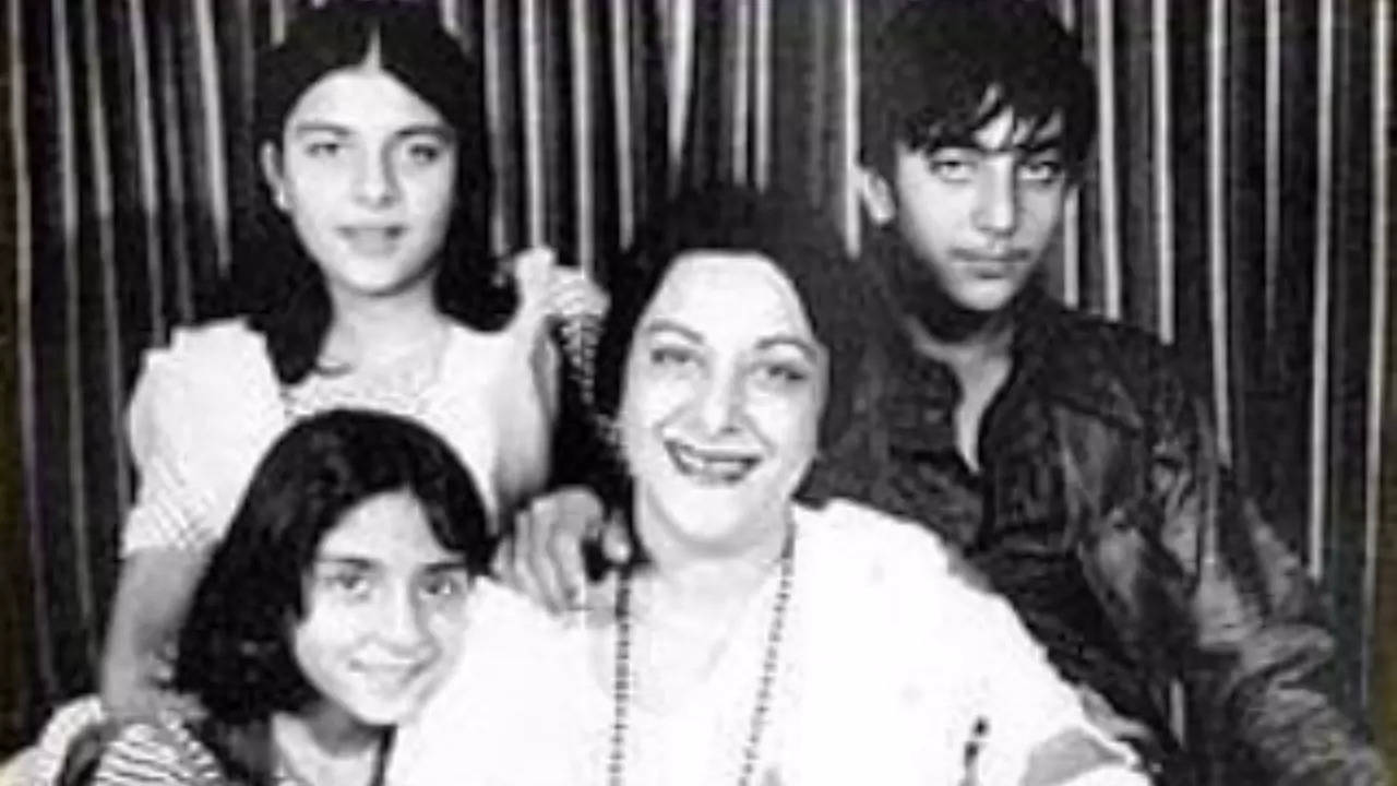 When Nargis Dutt doubted Sanjay Dutt to be gay